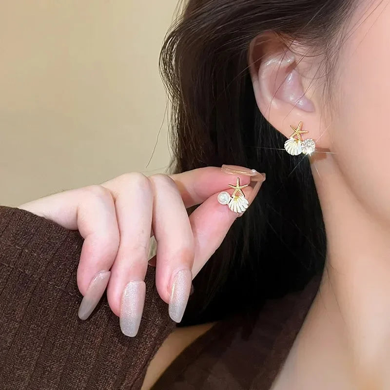 Nuovi orecchini a bottone in argento antico con personalità di conchiglia stereo gotica per uomo donna Ognissanti gioielli punk regalo accessorio per le vacanze
