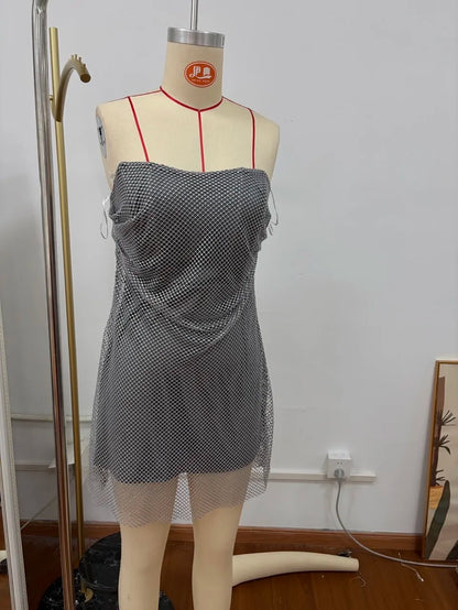 Abito corto senza maniche scintillante da donna con tutti i strass Abiti sexy senza spalline alla moda per donna Estate Nuovo outfit streetwear