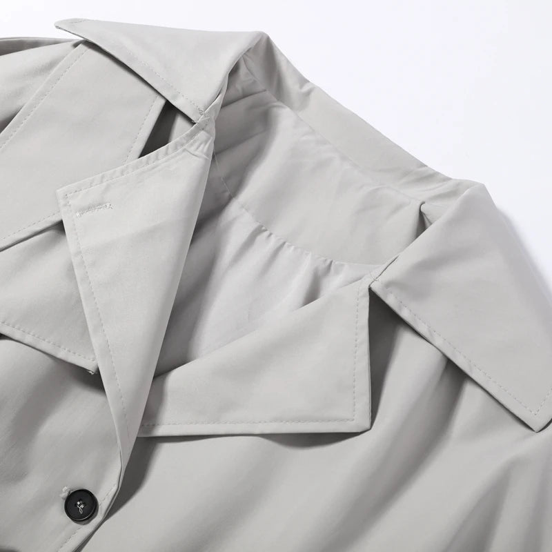 Trench Coat Corto da Donna con Cintura, Collo a Risvolto, Maniche Lunghe, Oversize, Antivento, Primavera-Autunno 2026