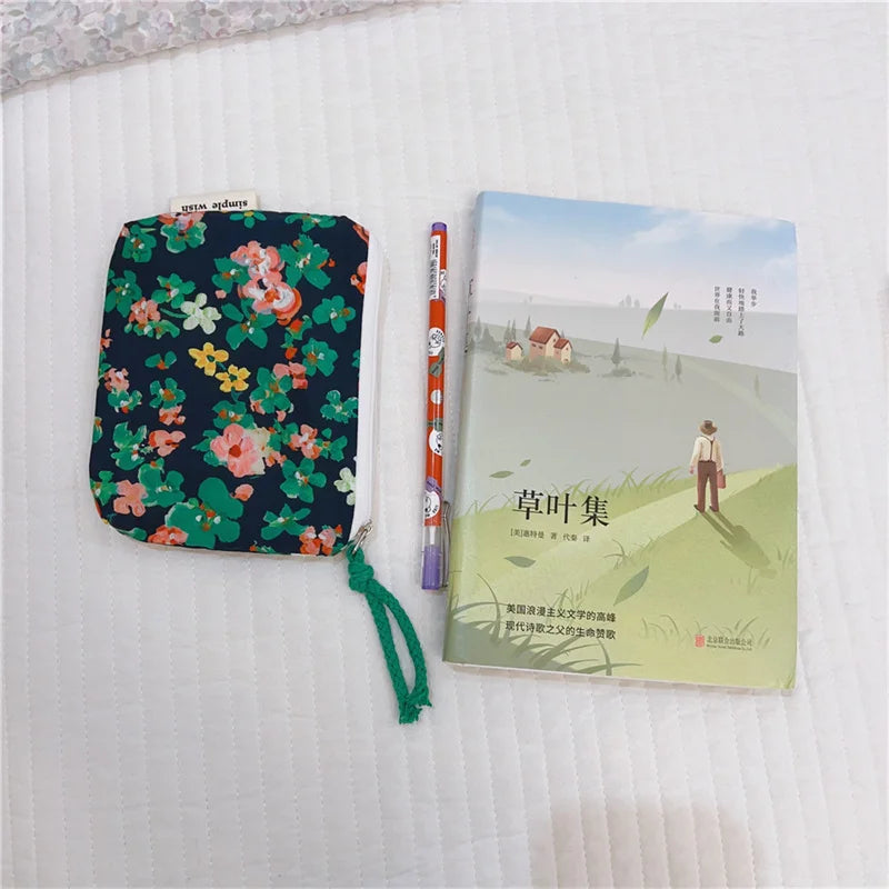 Portamonete in cotone con stampa floreale fresca estiva Mini portaoggetti Borsa in stoffa piccola Borsa per cuffie Borsa per cosmetici da viaggio Borsa per trucco