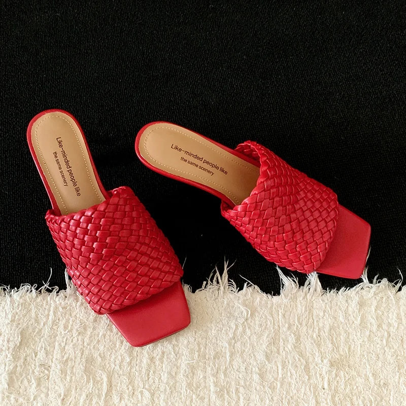 Sandales d'été pour femmes, pantoufles de style concis, sandales en tissu pour filles, sandales de mariée sexy à talon chaton élégant