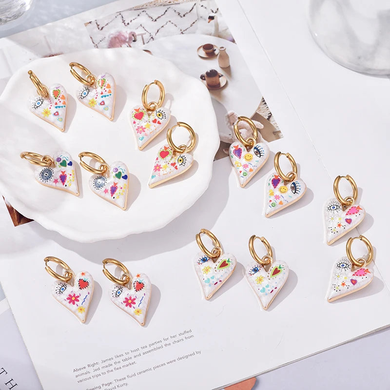 Nuovi orecchini a cerchio in acciaio inossidabile con occhio di cuore carino alla moda per le donne Gioielli femminili di amore con pendente color oro smaltato vintage colorato