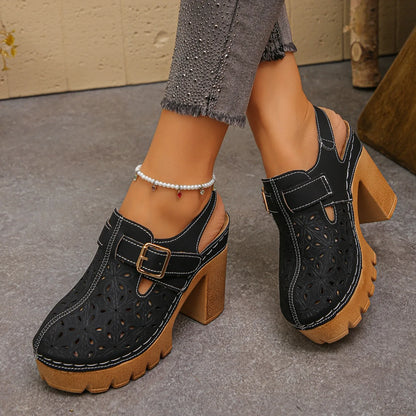 Nouvelles sandales d'été confortables pour femmes 2025 élégantes, talons hauts, sandales d'été à semelles épaisses, grandes chaussures décontractées à semelles épaisses pour femmes