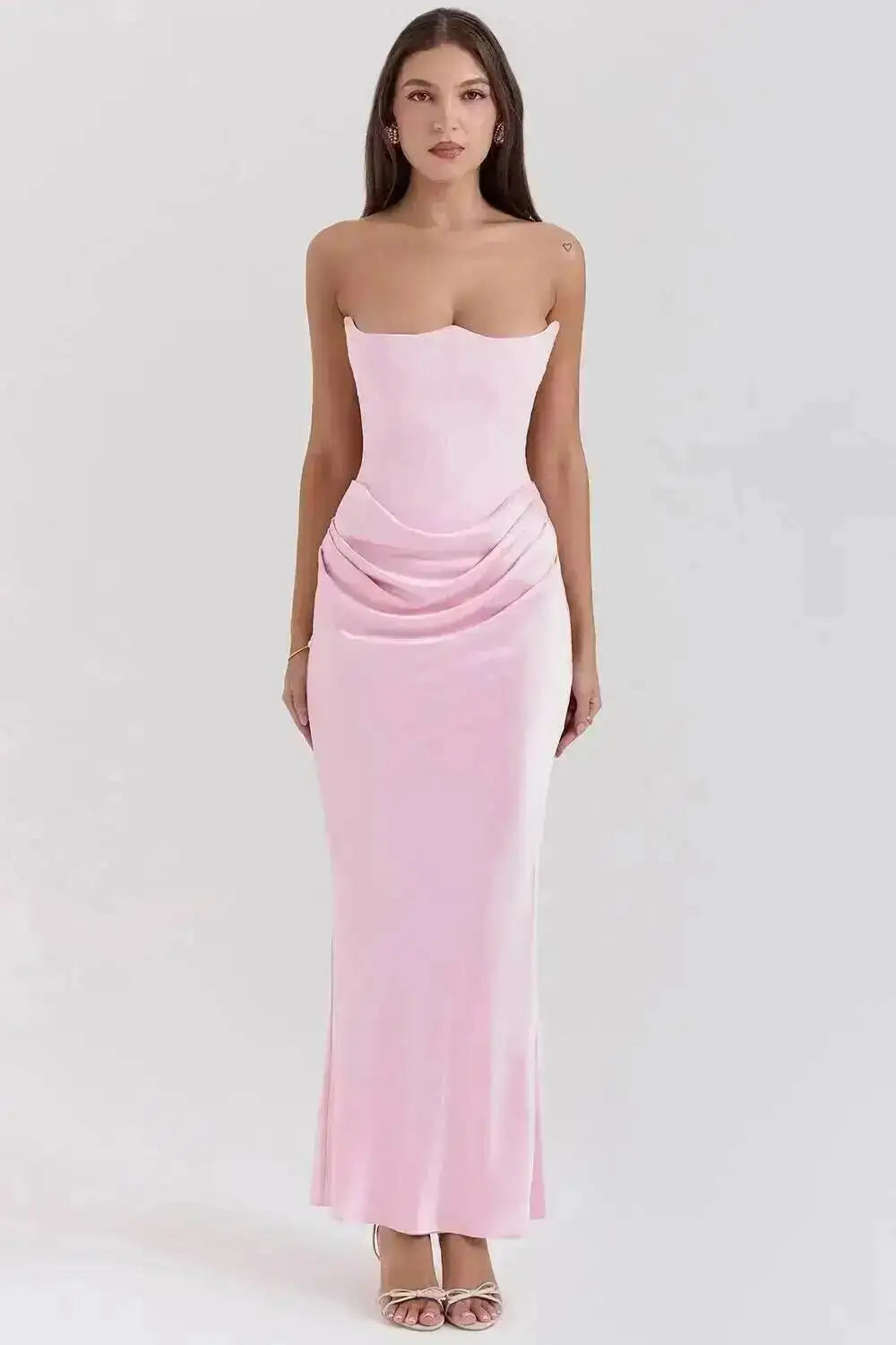 Giyu Sexy Satin Evening Club Abiti da festa Donna 2025 Estate senza spalline con spalle scoperte Lisca di pesce increspato Maxi abito lungo Abito elegante