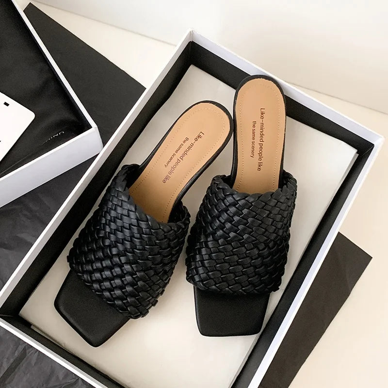 Sandales d'été pour femmes, pantoufles de style concis, sandales en tissu pour filles, sandales de mariée sexy à talon chaton élégant