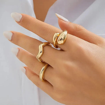 Set di anelli a forma di onda geometrica creativa alla moda da 3 pezzi per accessori per gioielli da dito con anello aperto regolabile irregolare di design da donna