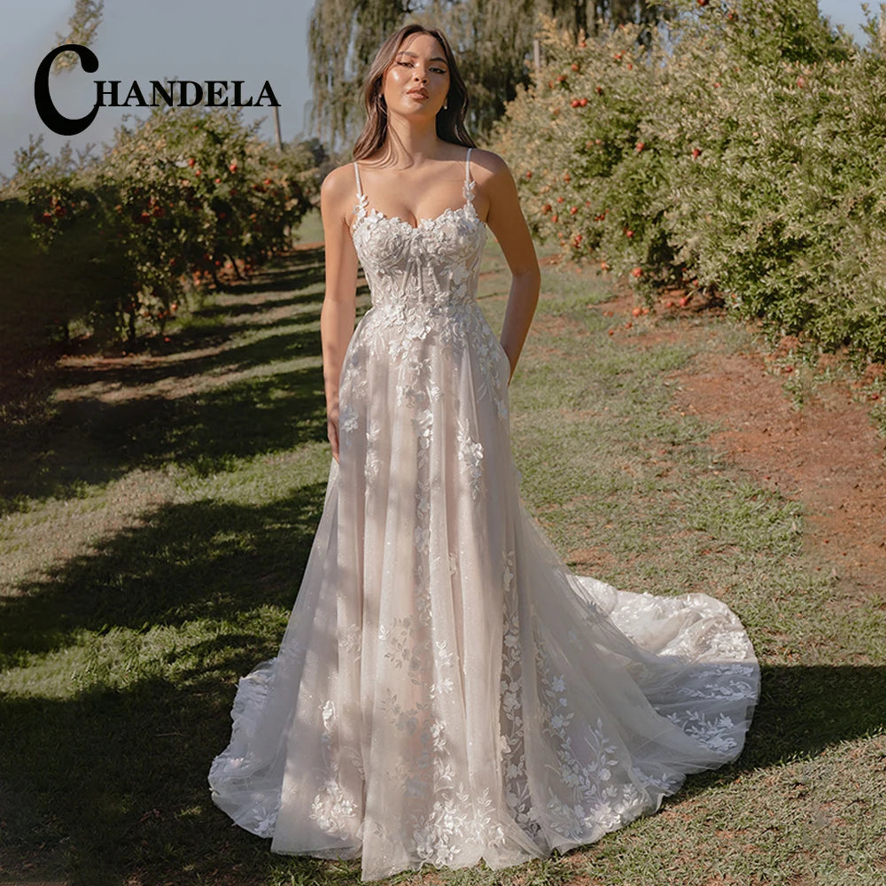 CHANDELA Abiti da sposa a tromba alla moda per le donne Sposa Applicazioni in pizzo con spalle scoperte Allacciatura Sweep Train Personalizzato