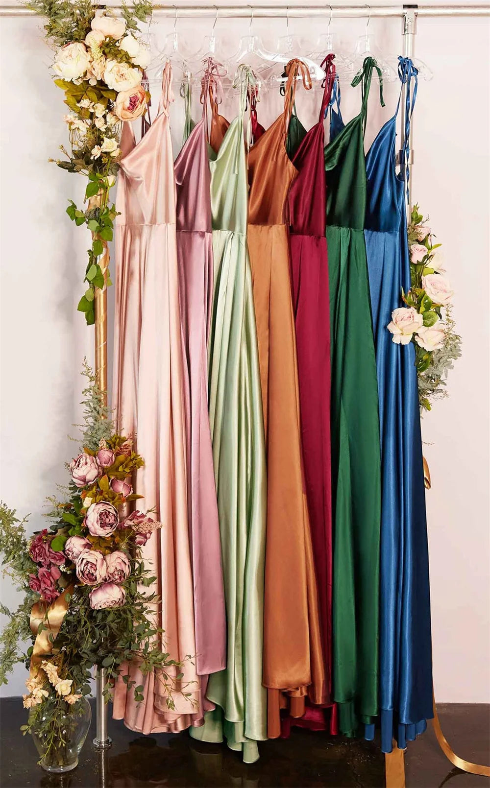 Abito da donna maxi da spiaggia in raso bordeaux per Natale Spacco laterale sexy Cinghie regolabili Abito da ballo da sera Abiti da damigella d'onore economici