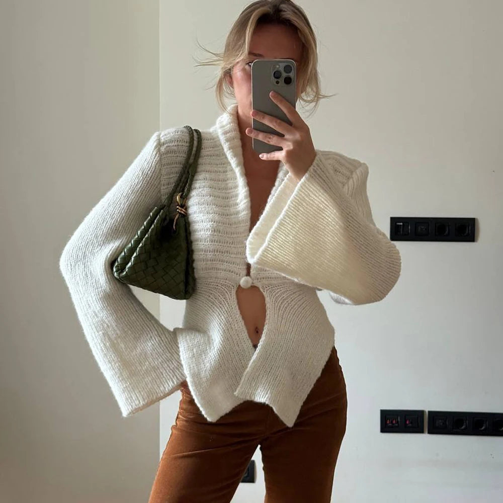 Tuularose Autunno Cardigan lavorato a maglia da donna New Vintage scava fuori maglione a maniche lunghe 2025 Casual Streetwear Top in maglia bianca femminile