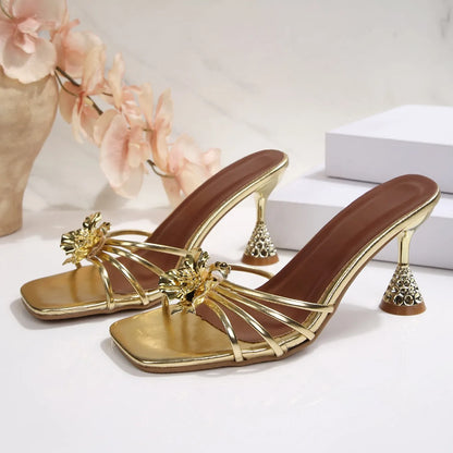 Nouvelles Sandales d'Été à Talons Hauts pour Femmes, Sandales à la Mode avec Fleur en Métal, Talons Aiguilles Sexy, Chaussures à Bout Ouvert pour Femmes, Zapatos De Mujer