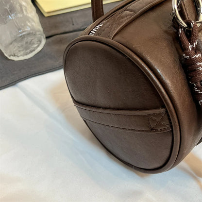 Borse a tracolla multifunzionali a forma di cilindro per donna 2024 Borse invernali di ultime borse firmate Borsa a tracolla di lusso con pendente