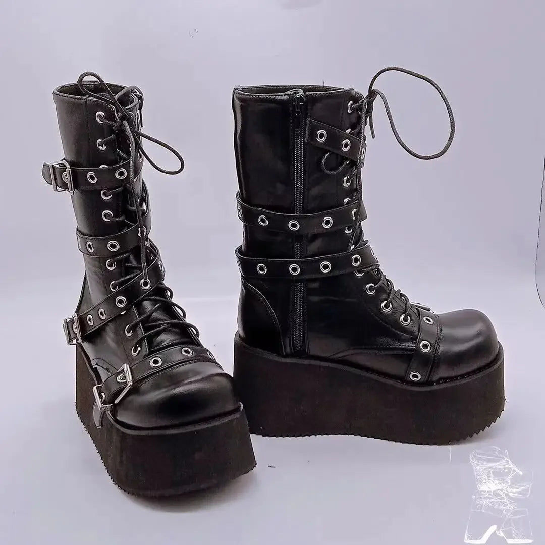 Plus Size 43 Autunno Donna Stivali Fibbia Punta tonda Zeppe Stivali con plateau Punk Goth INS Scarpe da strada da donna Stivali da combattimento per le donne
