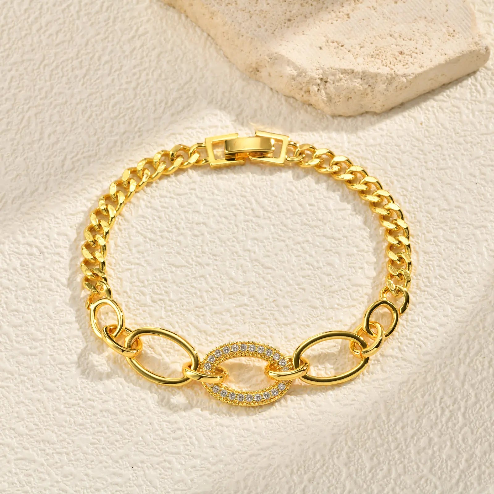 Women's Luxury Geometric Charm AAA Zircon Bracelet, Exquisite Gold Plated Metal Chain Bracelets, High Quality Jewelry Wedding