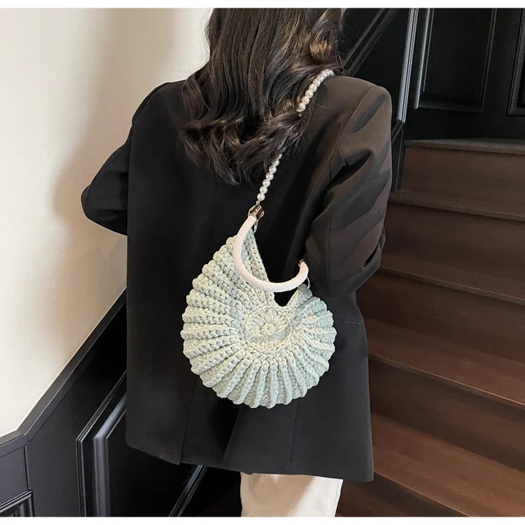 Borse a tracolla da donna all'uncinetto a forma di conchiglia creativa Divertenti catene di perle carine Borsa a tracolla in tessuto fatto a mano Novità piccole borse