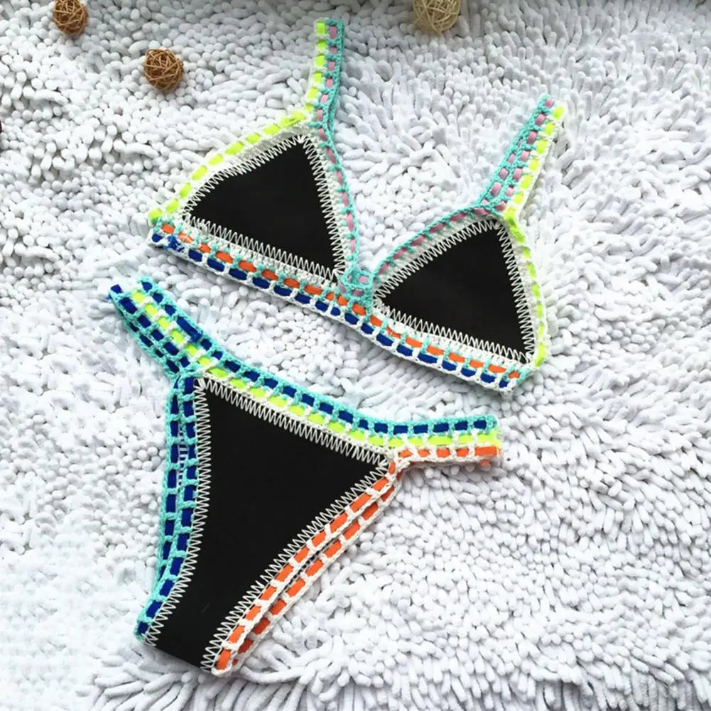 2-teiliges Bikini-Set für den Sommer, Badeanzug mit leuchtendem Patchwork, Strandbekleidung, handgehäkelter Damen-Badeanzug für den Strand