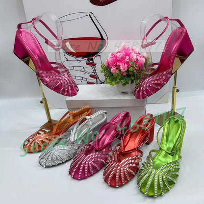 Sandali in raso con tacco medio a gabbia di cristallo da donna Scarpe femminili di lusso in pelle metallizzata Scarpe da sera estive con cinturino alla caviglia da donna