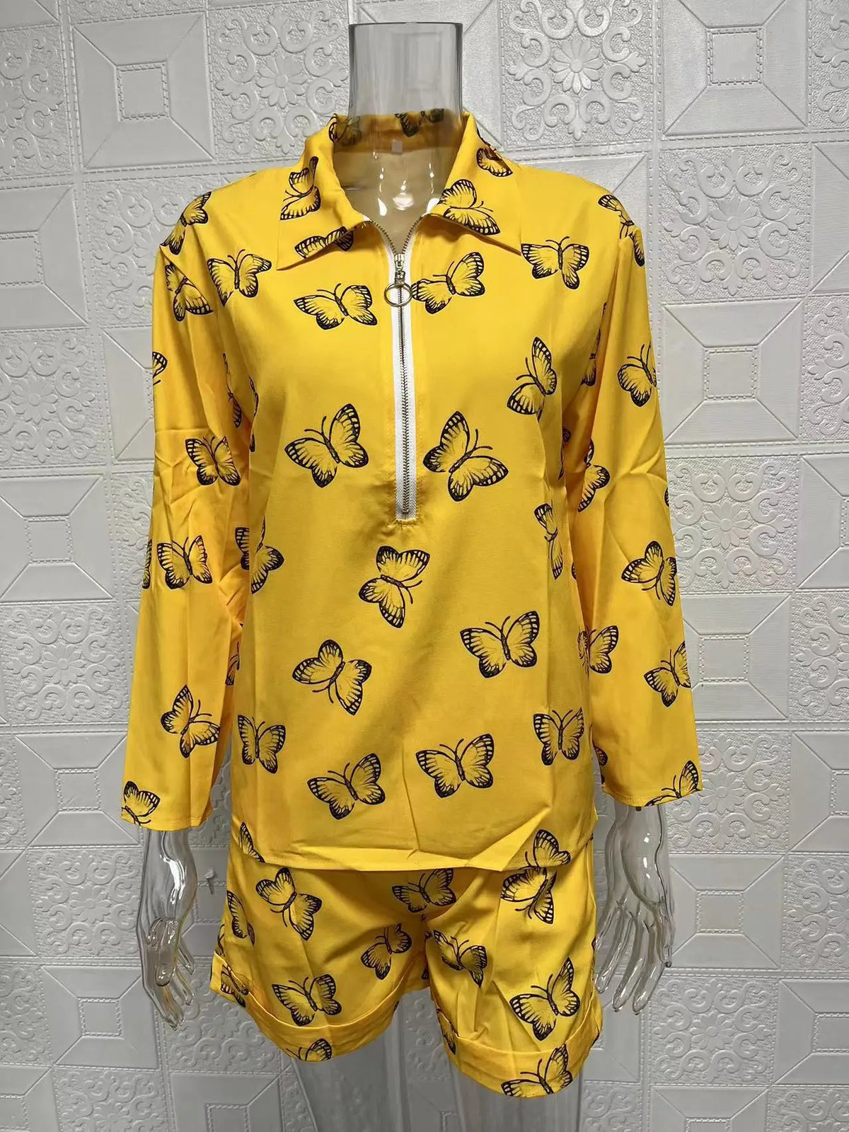 Camicie con stampa di lettere da donna estive Set da due pezzi Casual Collo rovesciato Manica lunga Camicette con cerniera Pantaloncini Abiti larghi Streetwear
