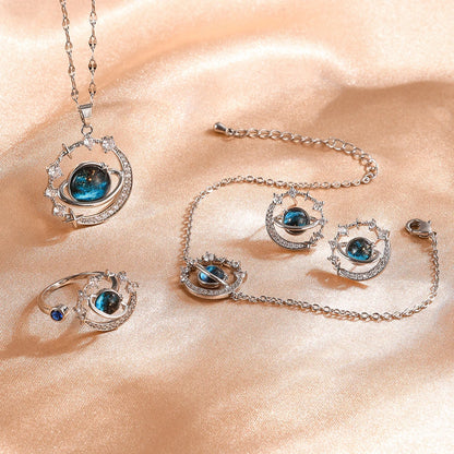 Collana di lusso leggera in acciaio al titanio con serie Star per donna, colore oro, pianeta, luna, astronauta, collane con ciondolo, gioielli, regali