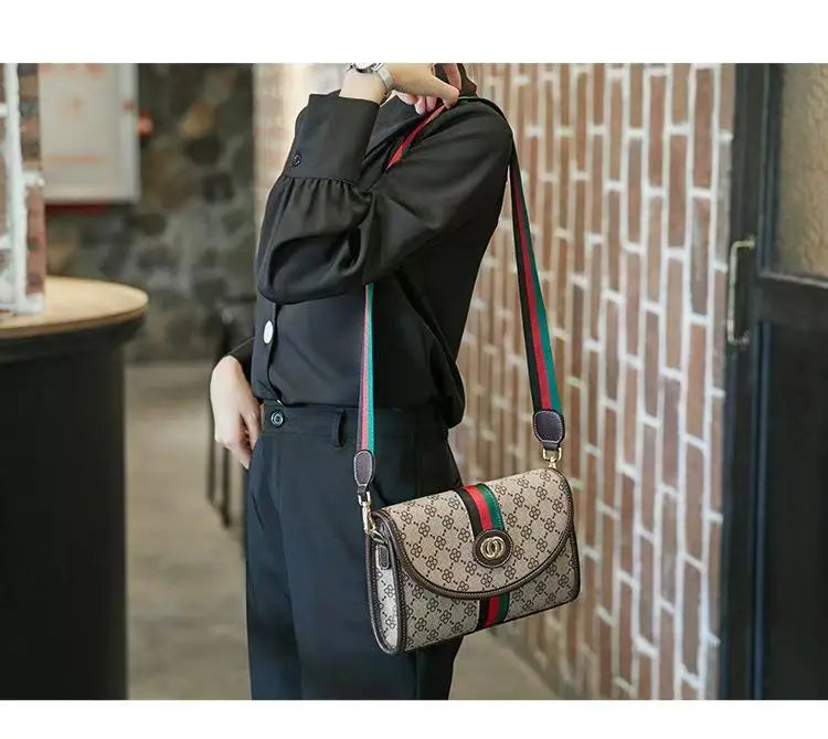 Ins bag borsa da donna estiva nuovo stile borsa da donna di fascia alta, versatile da donna di nicchia, famosa borsa a tracolla a spalla singola su Internet
