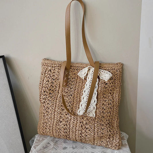 Borsa da spiaggia quadrata in paglia cava Borsa a tracolla intrecciata fatta a mano Borsa da viaggio per lo shopping in rafia in rattan Borsa casual per le vacanze estive bohémien