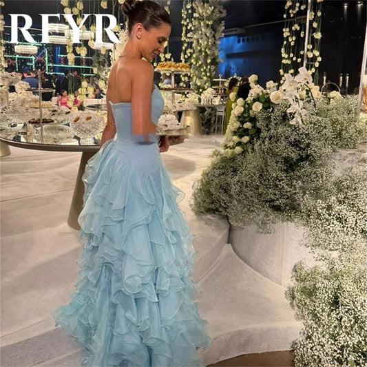 RFYR Abito da ballo blu cielo Abiti da festa da sera senza spalline Abito da spiaggia Lunghezza pavimento Vestido a strati Abiti da festa formali personalizzati