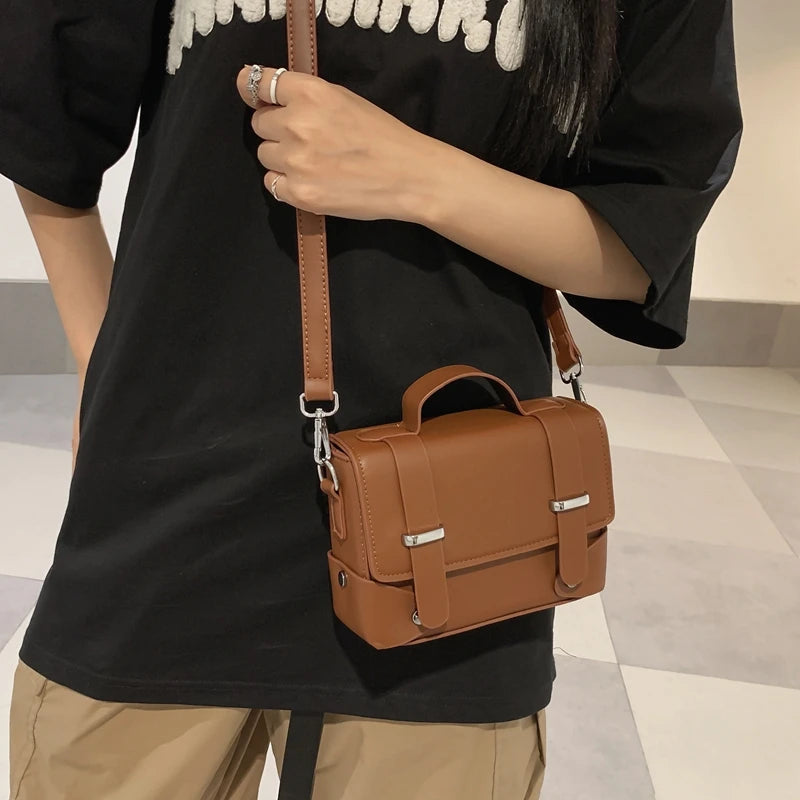 Borsa a tracolla unisex minimalista Borse a tracolla in pelle PU alla moda Borse a tracolla piccole stile flip per borsa da donna firmata