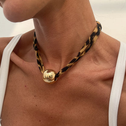 Ingemark 7 Stili Etnici Multistrato Collana a catena in velluto Donna 2025 Nuova moda Conchiglia in metallo Stella marina Cuore Ciondolo Collo Gioielli