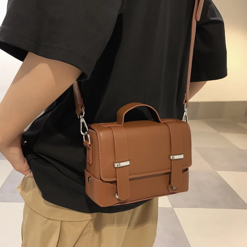 Borsa a tracolla unisex minimalista Borse a tracolla in pelle PU alla moda Borse a tracolla piccole stile flip per borsa da donna firmata