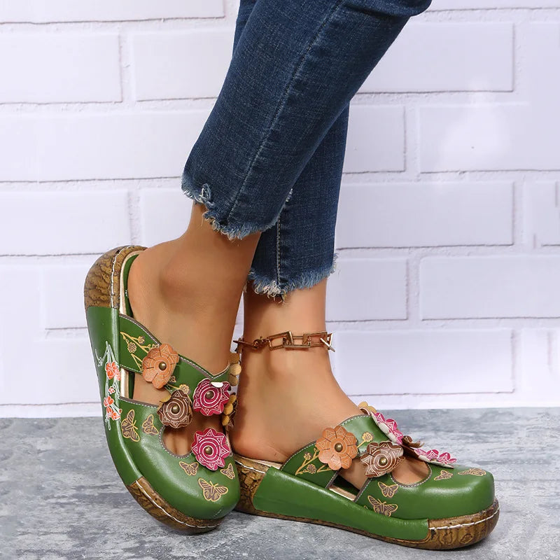 Damen-Sommersandalen mit Blumen im Ethno-Stil, Retro-Plateau-Hausschuhe, handgefertigt, bequem zum Gehen
