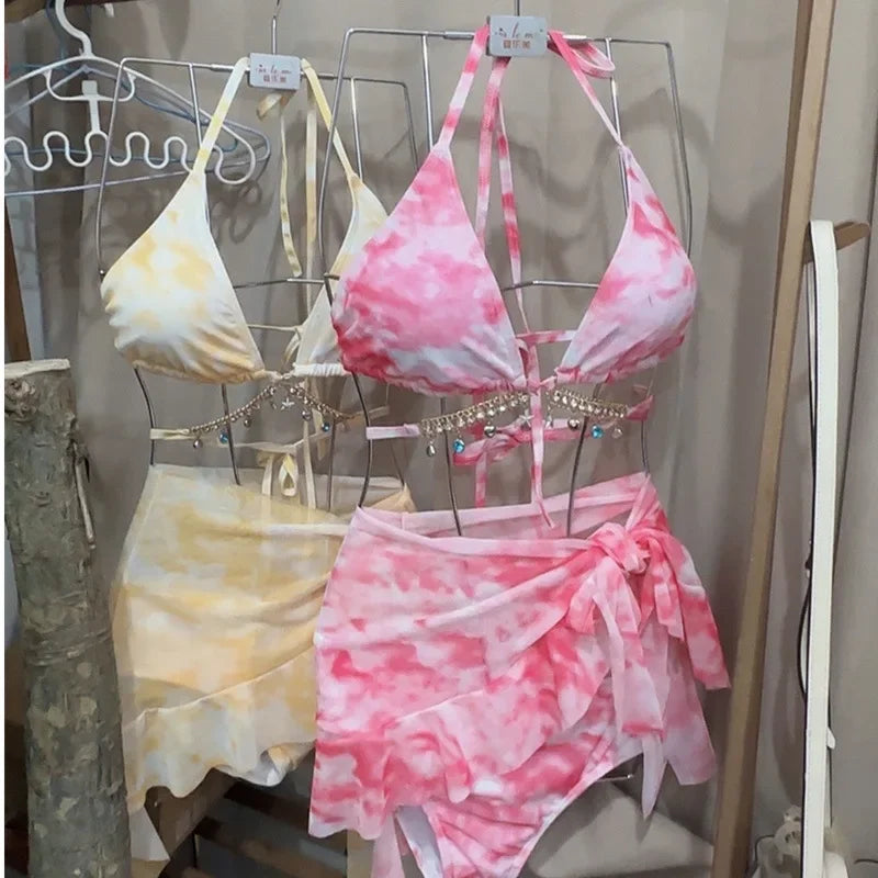Costume da bagno bikini sexy per donna, stile vacanza al mare, mini abito a tre punti, piccolo petto snellente, ideale per il nuoto in spiaggia