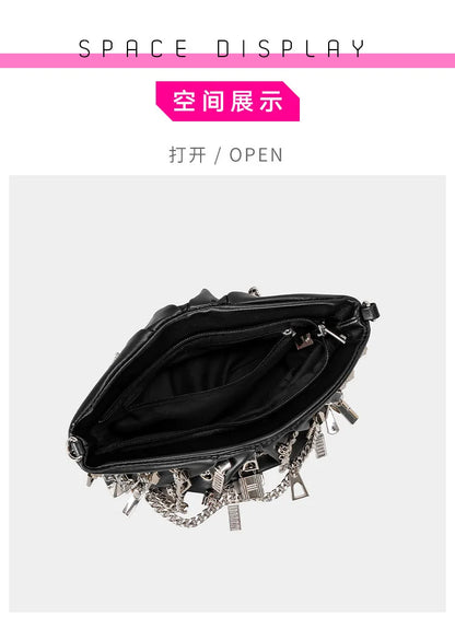 Borsa per ascelle con gnocchi increspato stile punk 2025 Borse a tracolla da donna con decorazione per la testa con cerniera multipla Borse Y2K per ragazza piccante