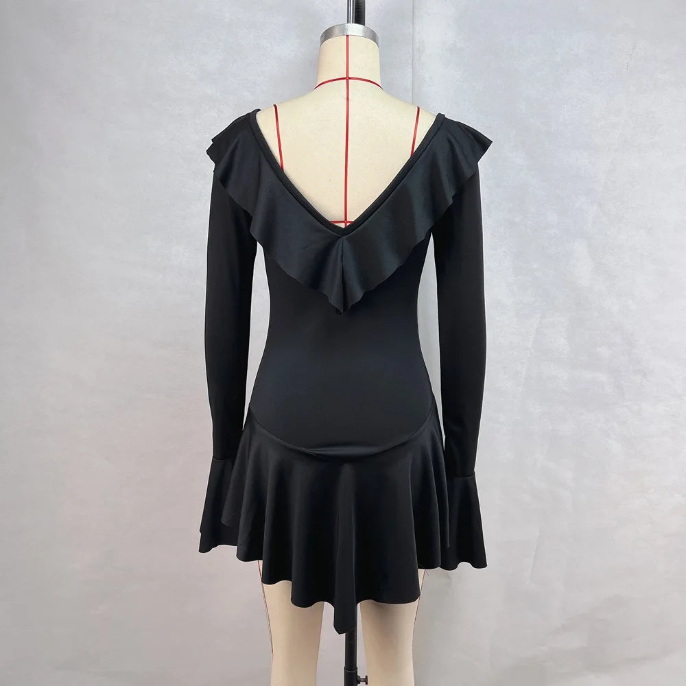 Abito corto sexy con volant patchwork bianco nero Abito corto da donna con maniche lunghe svasate con lacci Mini abiti da festa da sera Donna Blu Rosa Rosso