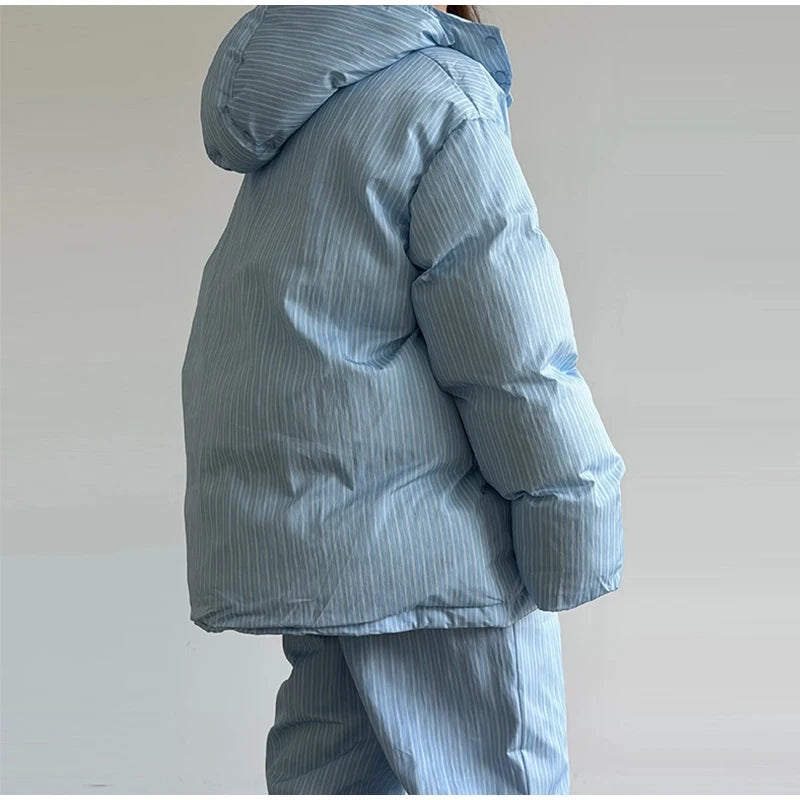 Elegante Giacca a Vento da Donna con Collo Alto, Maniche Lunghe, Doppio Petto e Lacci, Cappotto Lungo Femminile Moda Autunno 2026