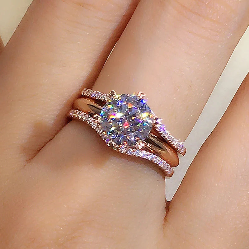 Huitan Anelli unici color oro rosa per le donne Classici 6 artigli progettati Anelli con zirconi cubici Fasce di fidanzamento per matrimoni Gioielli caldi