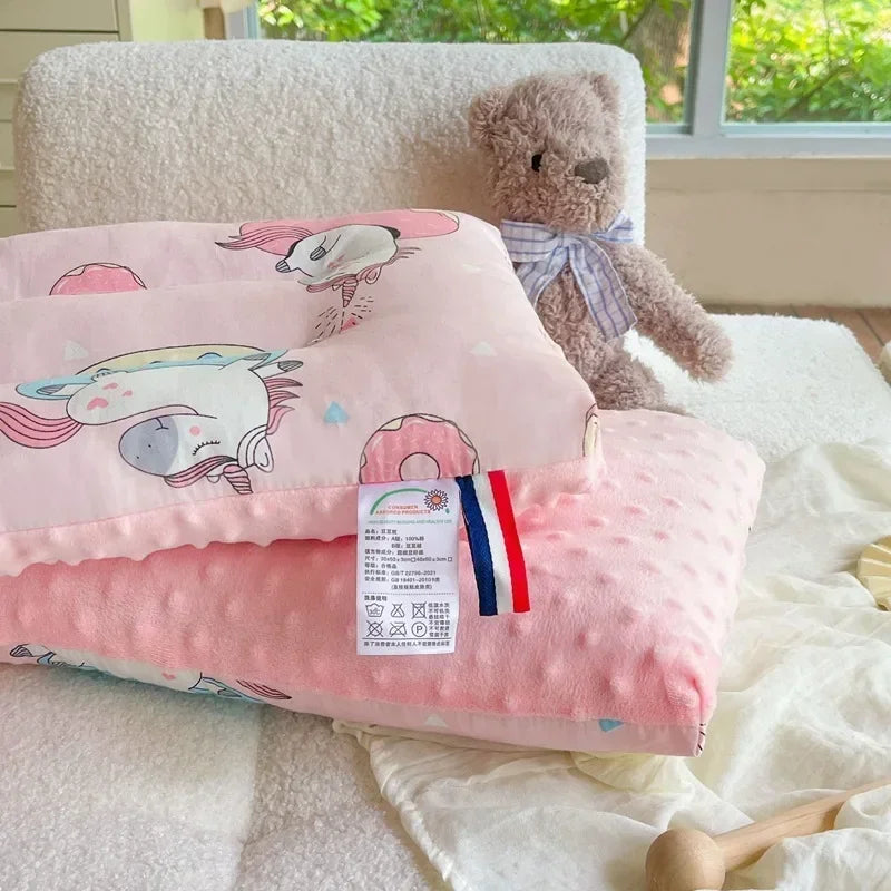 Morbido cuscino per bambini Comodo cuscino per neonato in velluto Poggiatesta per il sonno del bambino Cuscino per bambini traspirante Amore della mamma