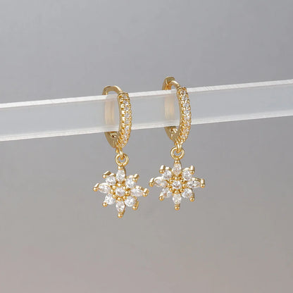 Orecchini pendenti a forma di stella in acciaio inossidabile di lusso per le donne Zirconi scintillanti Orecchini geometrici per piercing all'orecchio Gioielli di moda aretes