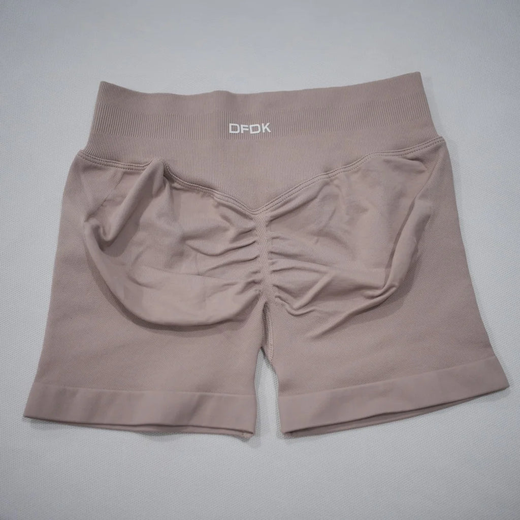 DFDK 2026 Nuovi Pantaloncini da Yoga per Donna con Effetto Push-Up, Vita Alta, Sollevamento Glutei, Resistenti agli Squat, Pantaloncini Sportivi per Palestra, Allenamento, Corsa e Fitness