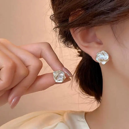 Orecchini in argento 925 con ago in argento moda coreana con cuore di cristallo per gioielli da donna 2025 Trending Nuovi orecchini a cerchio da donna di lusso Brincos