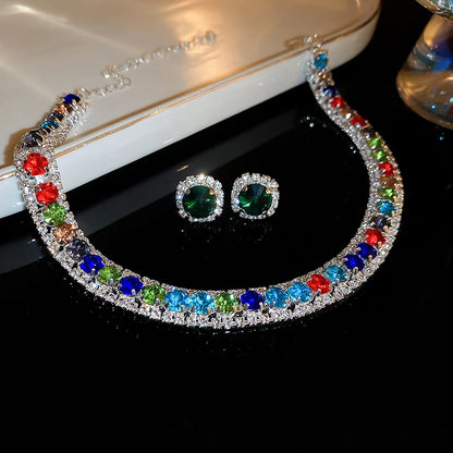 Orecchini a bottone con collana di strass verdi di lusso per le donne collane con Choker di cristallo Set di gioielli per banchetti di matrimoni di moda da donna