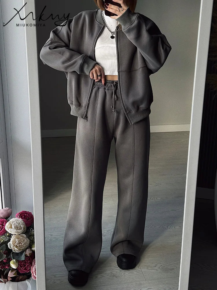 Abito caldo per le donne Pantaloni sportivi Set Inverno 2 pezzi Giacca e pantaloni in pile spesso con cerniera Set Tuta da donna in velluto per le donne
