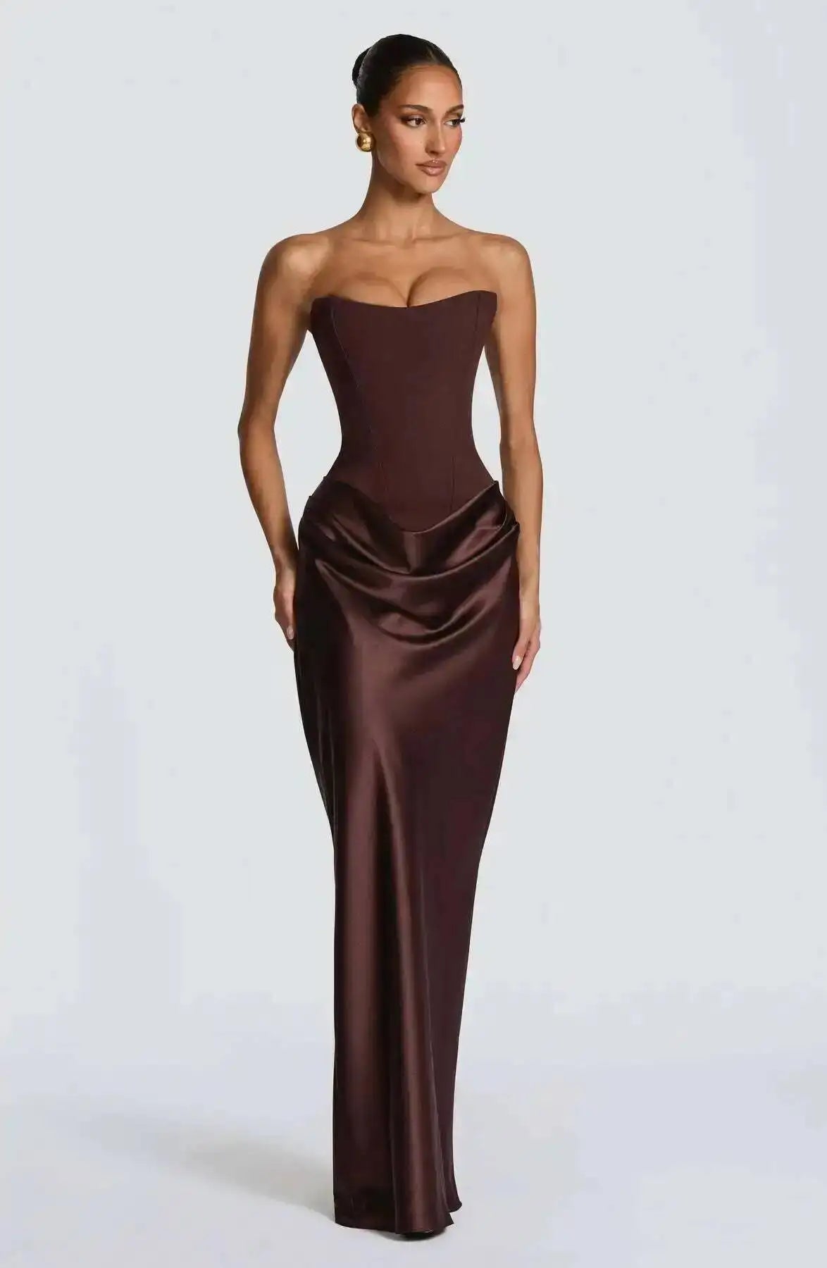 Giyu Sexy Satin Evening Club Abiti da festa Donna 2025 Estate senza spalline con spalle scoperte Lisca di pesce increspato Maxi abito lungo Abito elegante