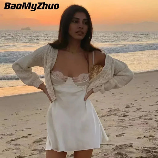2024 New Sexy White Lace Trim Mini abito in raso per le donne Solid Backless Maxi prendisole abiti aderenti da festa femminile Streetwears