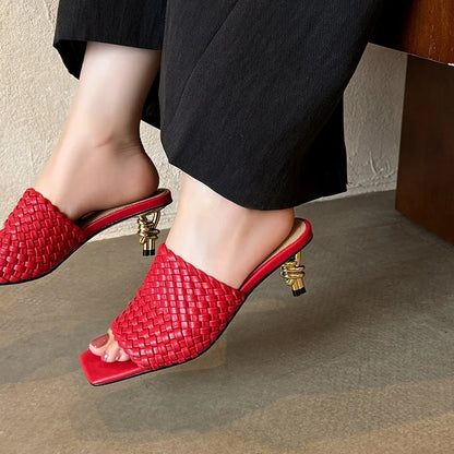 Sandales d'été pour femmes, pantoufles de style concis, sandales en tissu pour filles, sandales de mariée sexy à talon chaton élégant