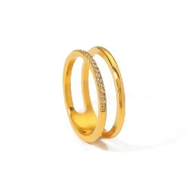 Anello minimalista con cuore d'amore in acciaio inossidabile per donna Anelli con zirconi intarsiati Gioielli di moda romantici impermeabili color oro