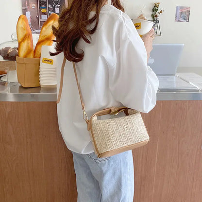 Yogodlns Borsa estiva piccola in paglia Borsa a tracolla alla moda Borsa a tracolla a secchiello intrecciata Borsa da spiaggia casual al mare Borsa con manico per ragazze