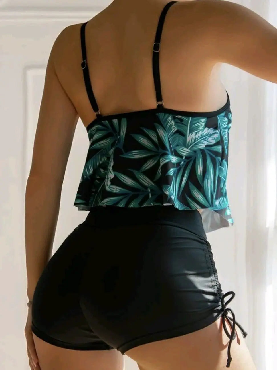 2025 Neuer sexy Bademode, hoher Bund, zweiteiliger Bikini mit Blattprint, Badeanzug, enger Sling-Strandmode, Sommer-Damen-Badeanzug für den Strand
