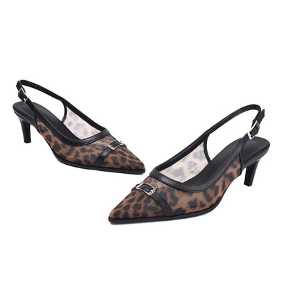Damen-Sandalen Sommer Neue Mode Spitze Atmungsaktives Mesh Hohl Hohe Absätze Retro Bequeme Brautparty Arbeitsschuhe 210-3