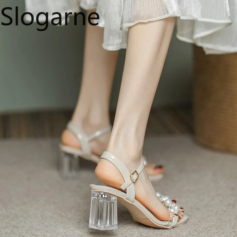 Damen-Sommersandalen 2026 Neu mit Perlen High Heels Pantoletten Mädchen mit Kristallabsatz Trendige transparente Sommerschuhe