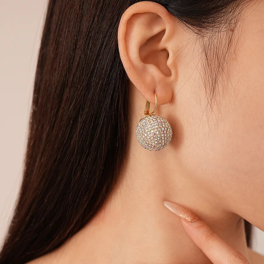 Orecchini scintillanti con zirconi e strass per le donne Orecchini a sfera rotondi Accessori da sposa per matrimoni Commercio all'ingrosso di gioielli per orecchie da festa