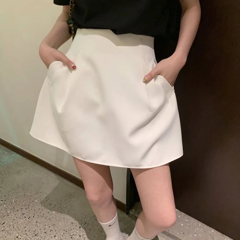 Xpqbb Minigonna bianca stile coreano per donna Streetwear Gonne corte gonfie a vita alta Gonna Y2K a trapezio semplice da donna All-Match